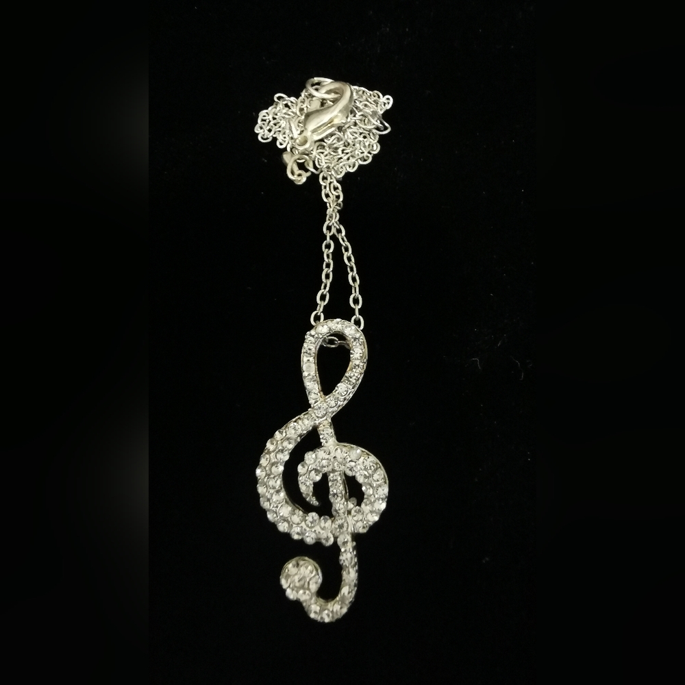 Treble Clef Pendent Necklace